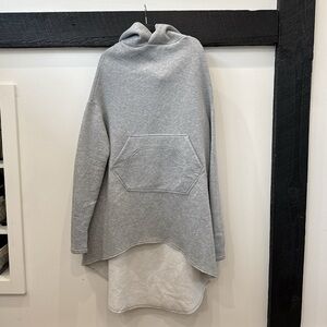 Aakasha asymmetrical hoodie. Size Medium